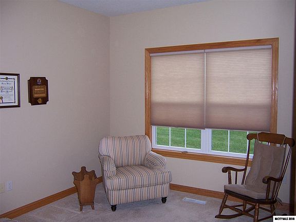 5th image of 71 Creekside Ct