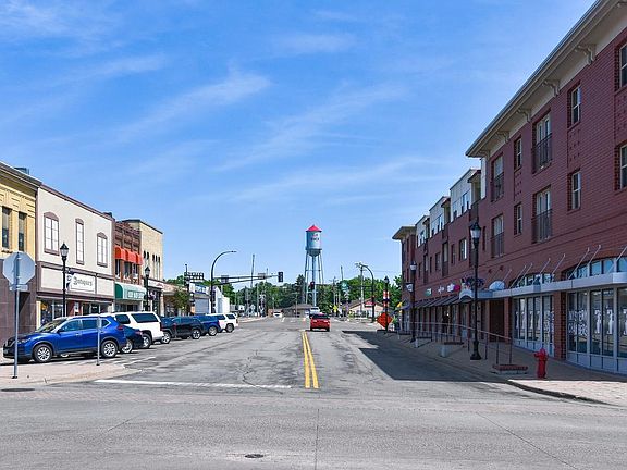 7th image of this home