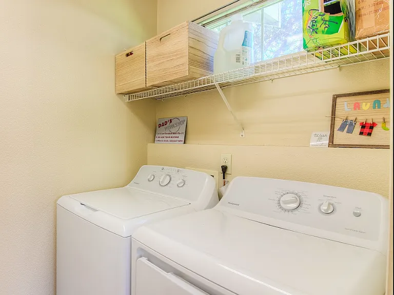 Timothy Park Duplexes — Photo 9