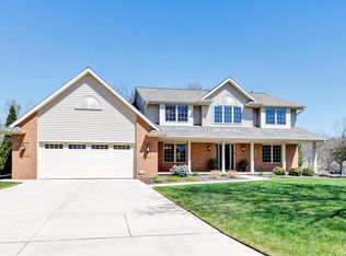 2940 Timberline Dr, Green Bay, WI 54313
