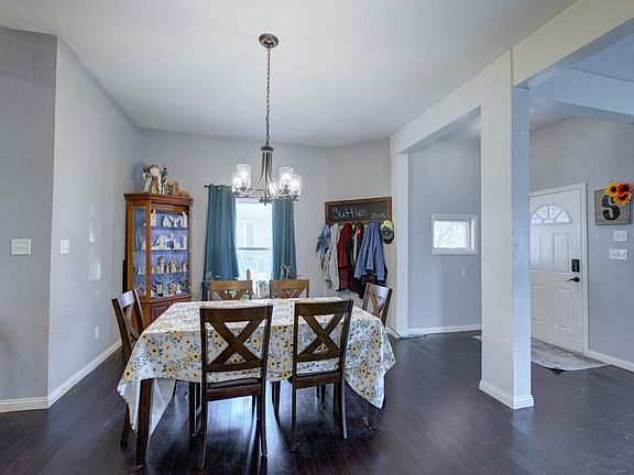 5th image of 1226 E 8th Ave