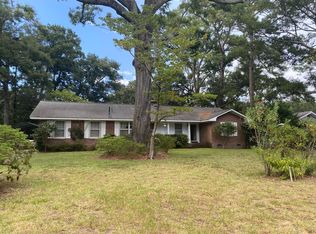464 Trapier Dr, Charleston, SC 29412