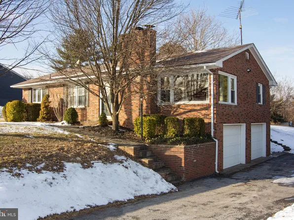 704 Stone Rd, Westminster, MD 21158