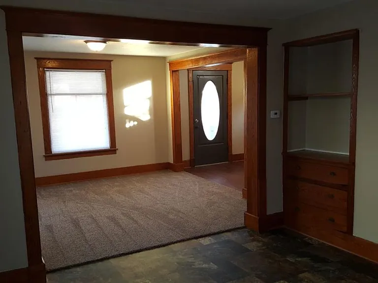 1319 S 6th St — Photo 3