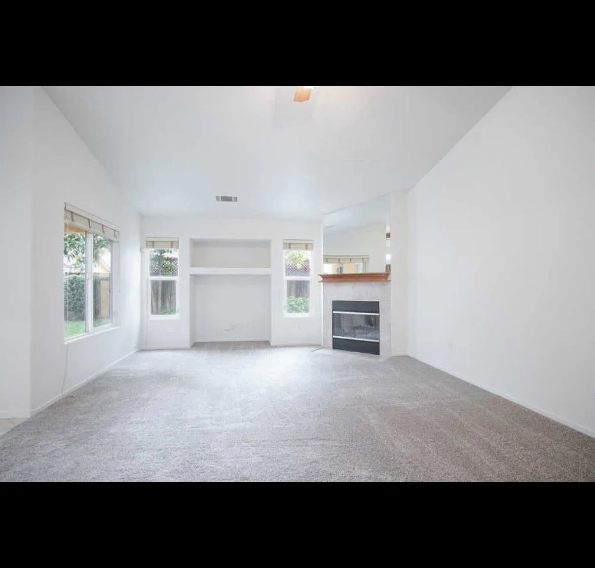 4 bed, 1589 sqft, $2,500 — Photo 2