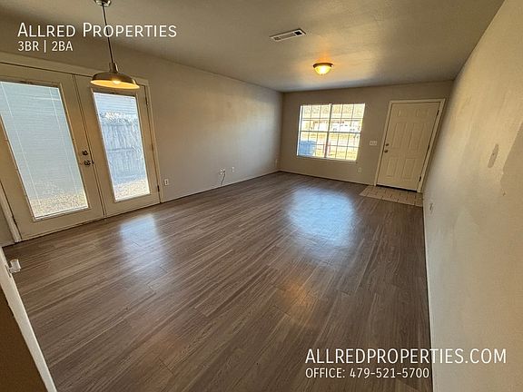 4th image of 1673 E Evalyn Cir