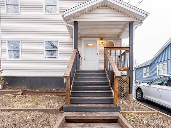 2nd image of 5447 Rector St