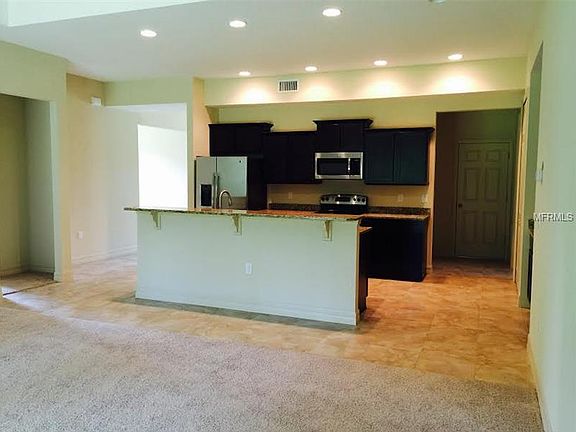 3rd image of 111 Southridge Ln