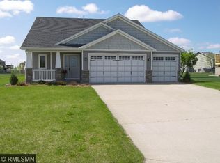 1564 18th St NE, Sauk Rapids, MN 56379