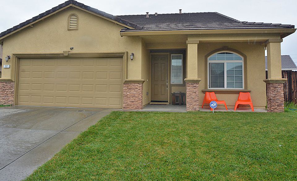 1st image of 17 Oasis Ct
