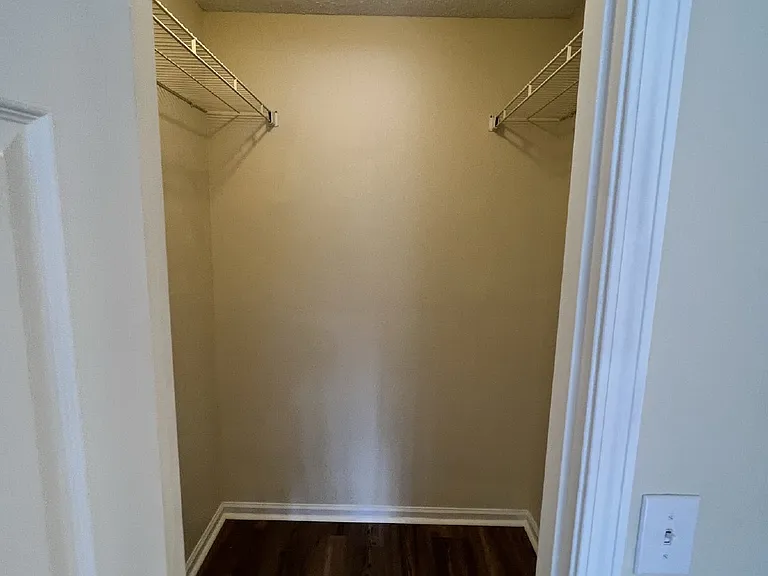 904A Brett Dr — Photo 6