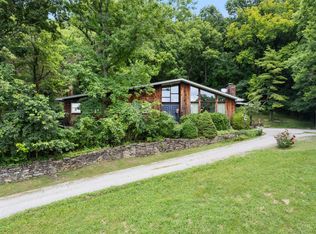 610 N 2nd St, Ripley, OH 45167