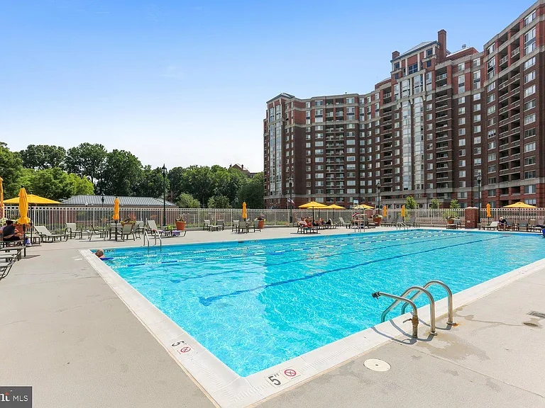 5809 Nicholson Ln #1001 — Photo 49
