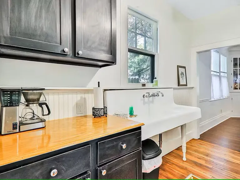 11 Myrtle Ave — Photo 17