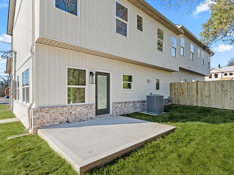 122 Jenks Bostic Ln — Photo 4
