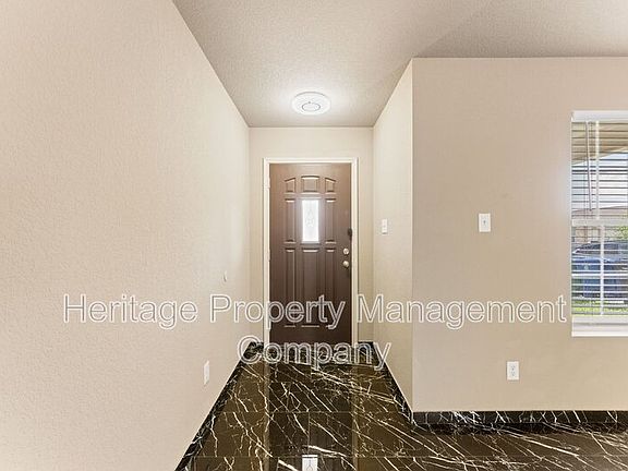 3rd image of 5819 Providence Oak
