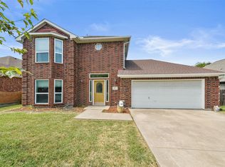 1813 Avenue F, Grand Prairie, TX 75051