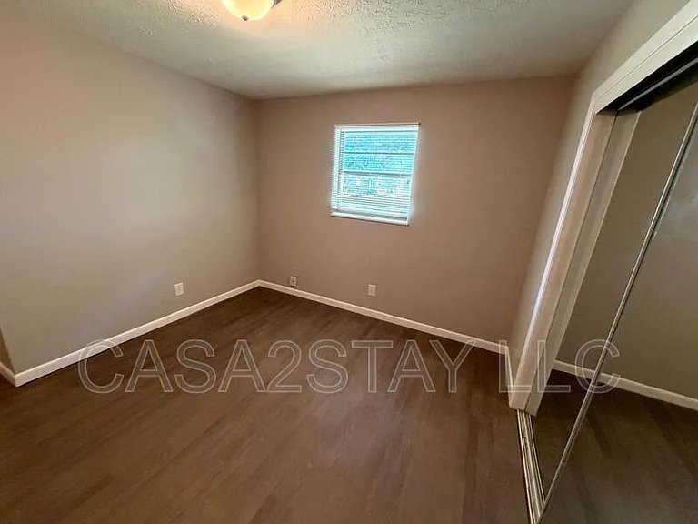 5106 Malibu Ct #32 — Photo 7