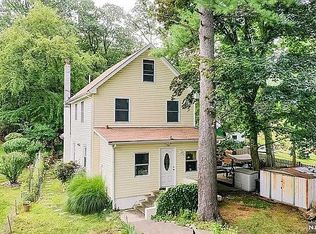 6 Roger Ave, Haskell, NJ 07420