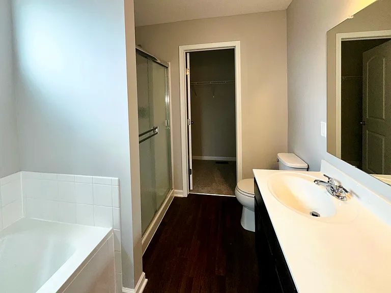 2195 Holiday Valley Dr — Photo 17