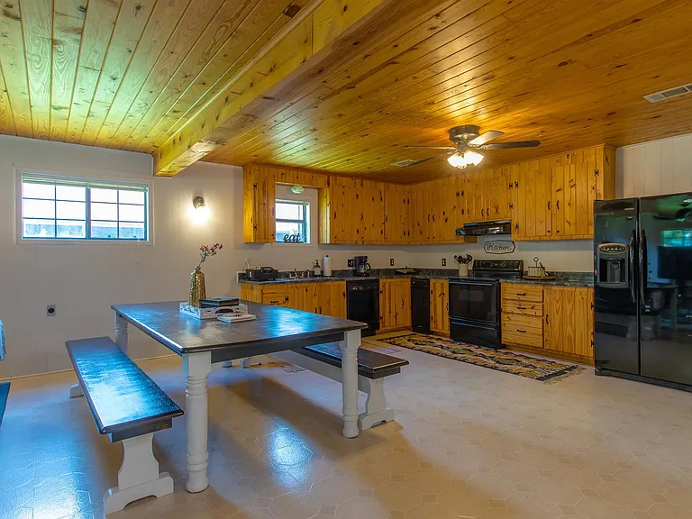 273 Moss Ln — Photo 6
