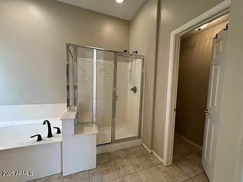 4 bed, 2.5 bath, 2507 sqft, $2,700 — Photo 2