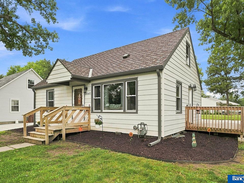 1st image of 2749 N Cotner Blvd