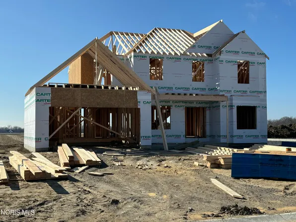 9841 Featherwood Ln, Sylvania, OH 43560