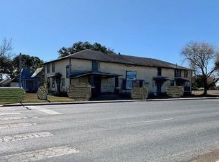 101 S Center St, Sabinal, TX 78881