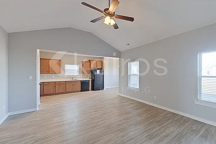 Building Photo - 26159 Valley Ridge Rd