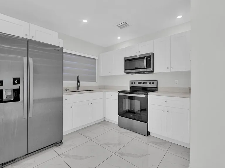 2490 NW 44th St #2490 — Photo 13