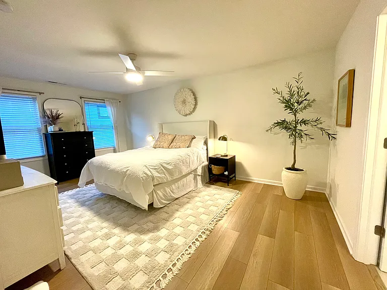 2845 Macpherson Ave #A — Photo 22
