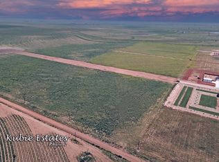 4176 Luke St, Ropesville, TX 79358