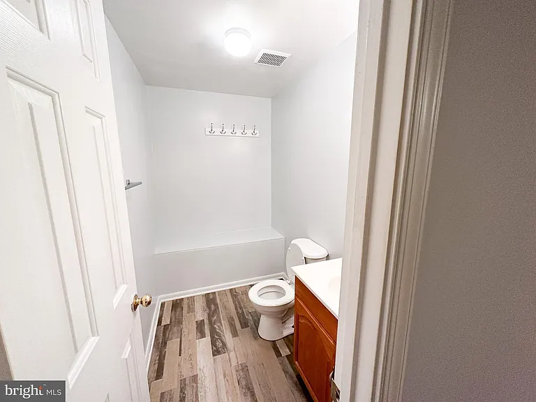 20910 Butterwood Falls Ter — Photo 12