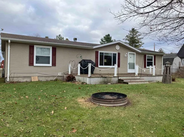 5418 Grouse Ct, Beaverton, MI 48612