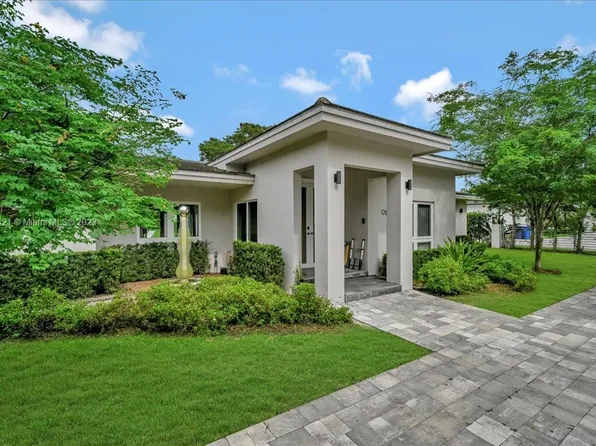 12825 SW 62nd Ave, Pinecrest, FL 33156