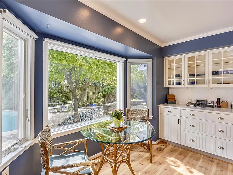 1755 Glastonberry Rd — Photo 21