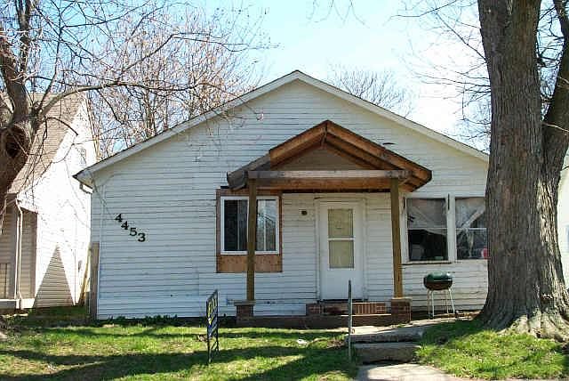 1st image of 4453 N Norwaldo Ave