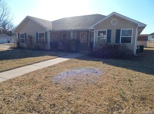 30 Glenridge St, Lebanon, MO 65536