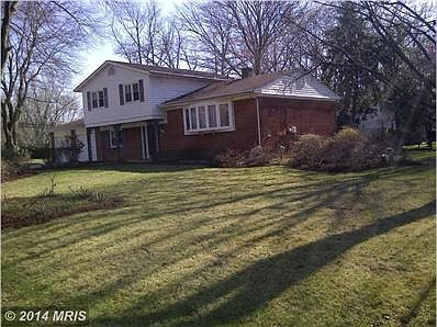 Fantastic Large Home and Wonderful Huge Lot!