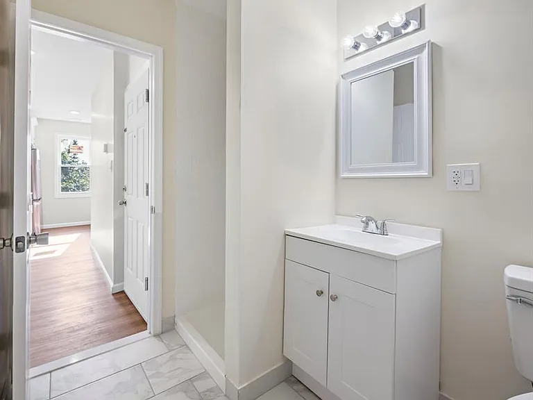 72 Winant Ave — Photo 6