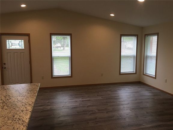 5th image of 1609 9th Street E #1
