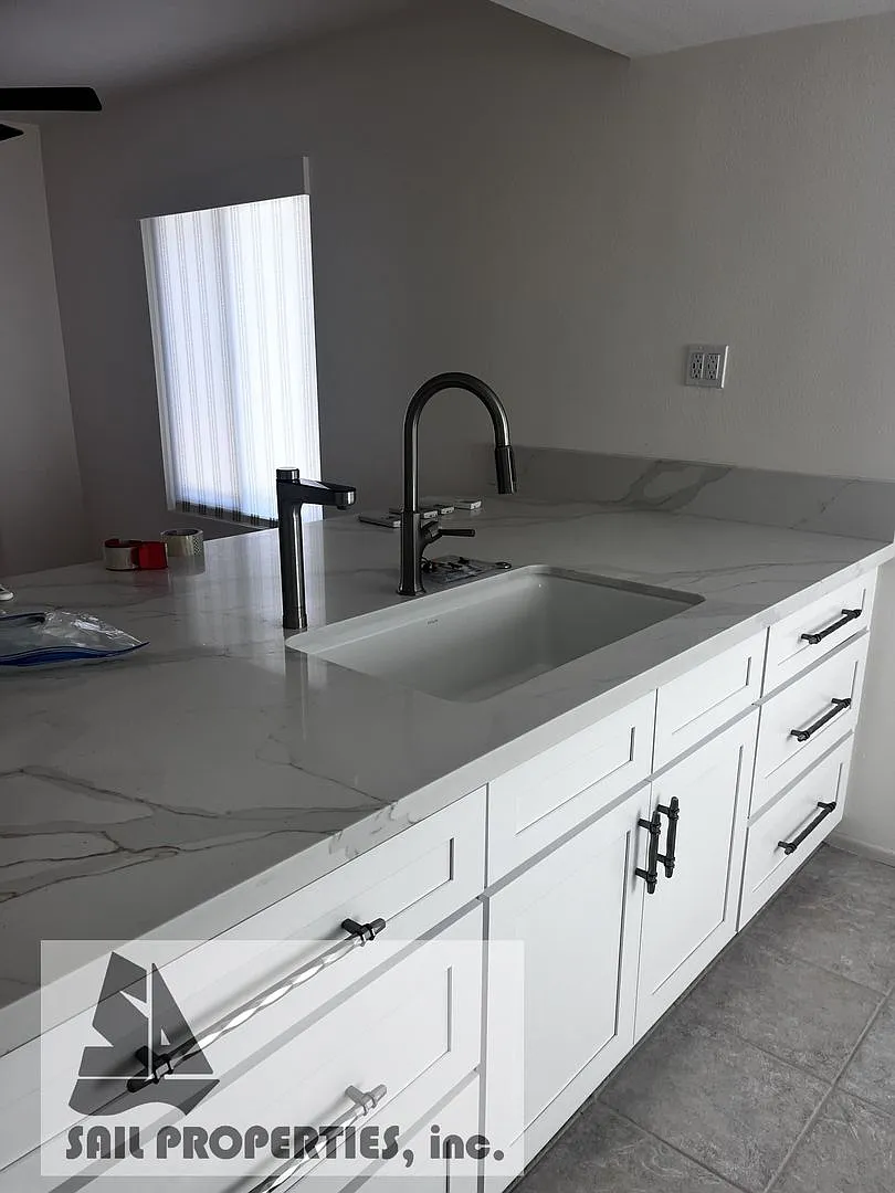 1508 Lakeside — Photo 4