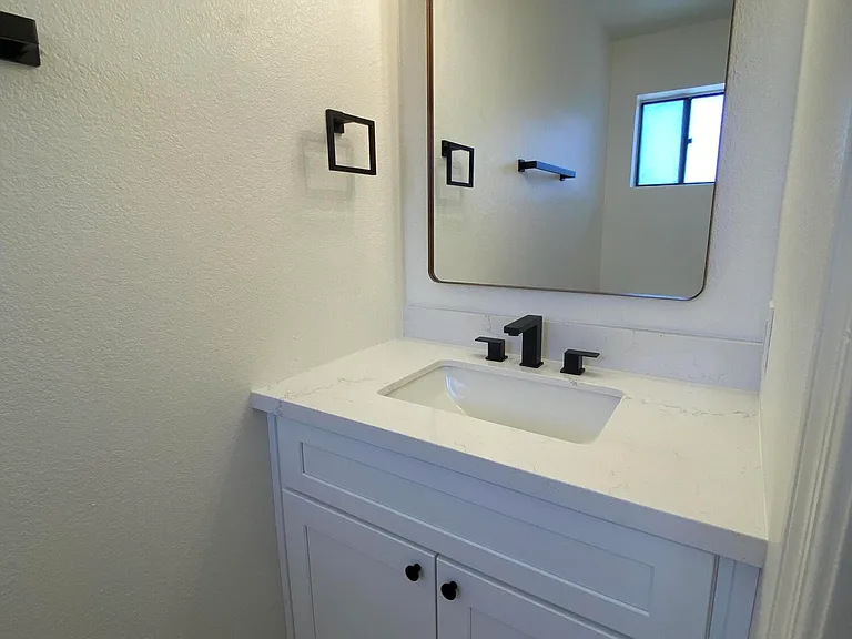 6746 W Ruth Ave — Photo 10