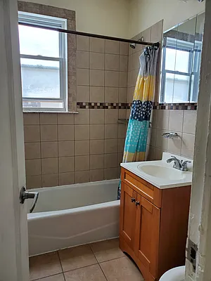 Rented by Highline Residential | media 32