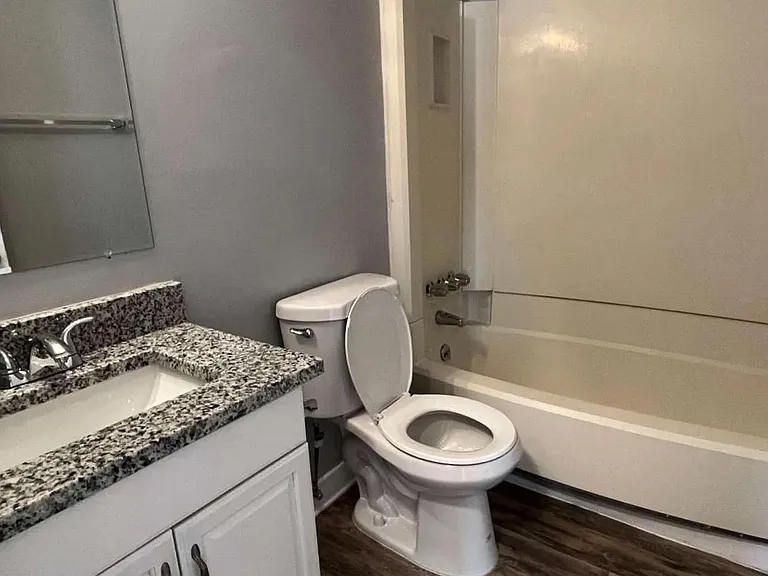 8337 Glenwoods Ter — Photo 5