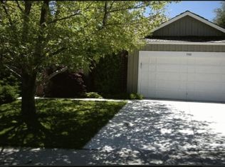 3388 Skyline View Dr, Reno, NV 89509