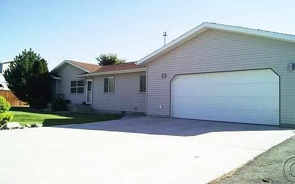 2nd image of 645 Baywood Ct