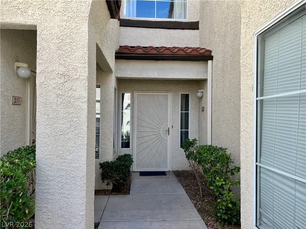 2975 Bluegrass Ln APT 321, Henderson, NV 89074