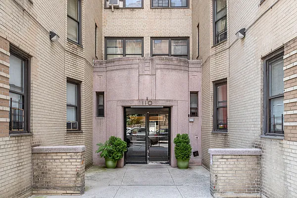 Rented by Compass | media 11